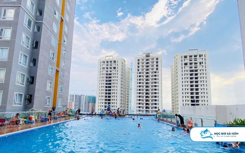 Hồ bơi CBD Quận 2