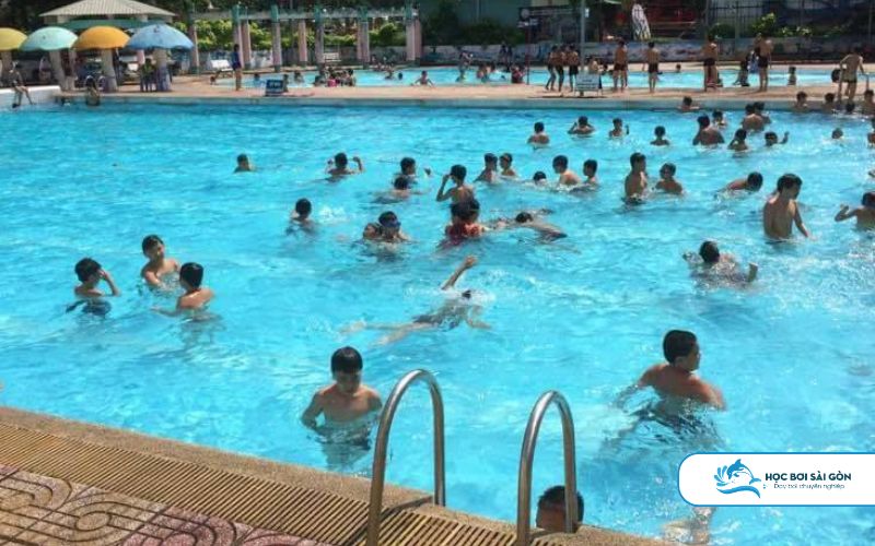 Hồ Bơi Nhà Văn Hóa Thiếu Nhi Thủ Đức