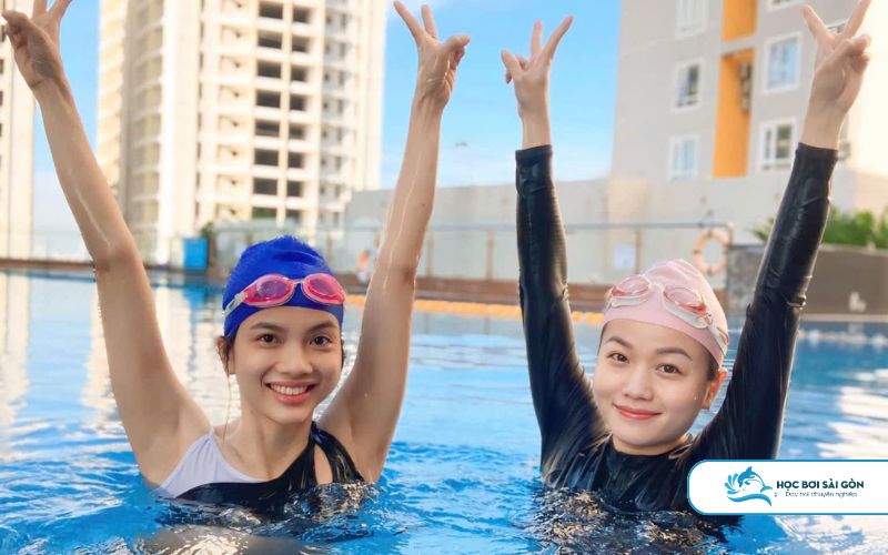 Khóa học phù hợp cho người sợ nước hoặc chưa biết bơi