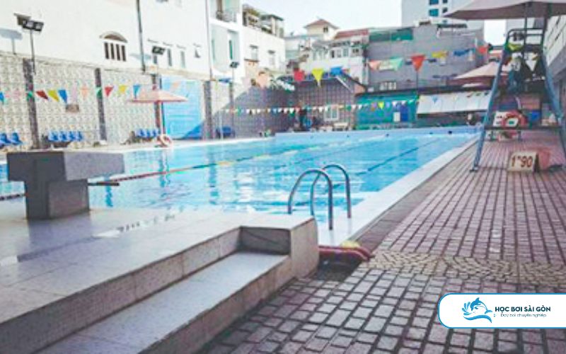 Hồ Bơi Nguyễn Bỉnh Khiêm