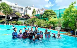 Hồ Bơi Nhật Nguyệt