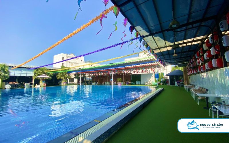 Học Bơi Tại Hồ Bơi An Nhiên Từ Học Bơi Sài Gòn